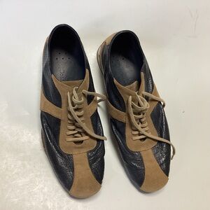 Cole Haan Nike  Black and Tan Sneakers Sleek Minimalist Design size 10DD